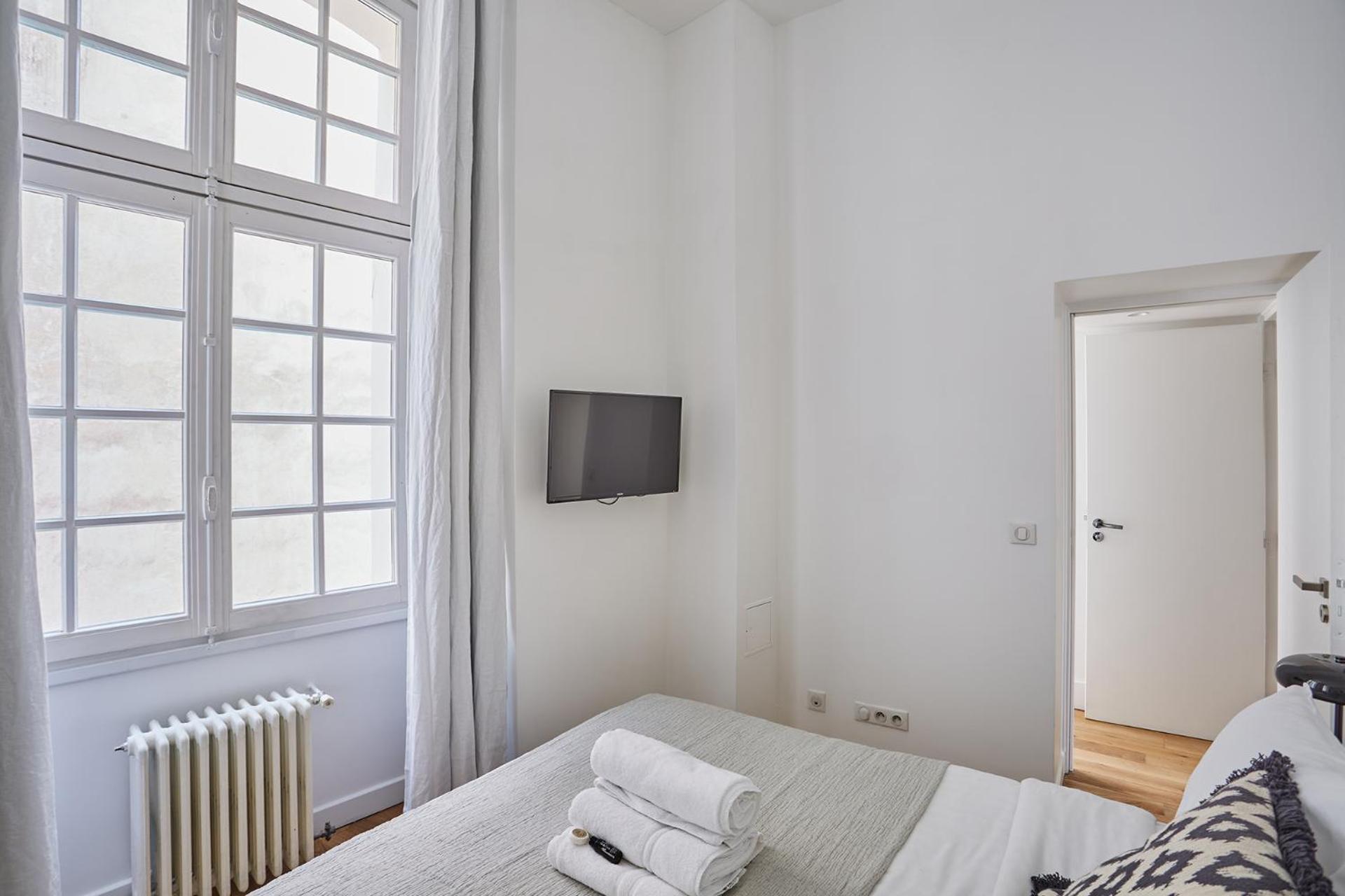 Louvre/palais Royal By Studioprestige Parigi